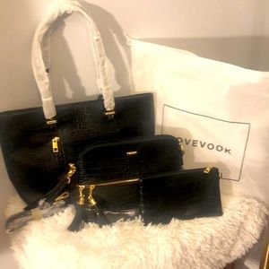 NWT Lovevook purse collection